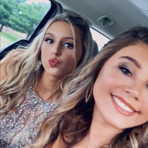 Meet your Posher, Cassie